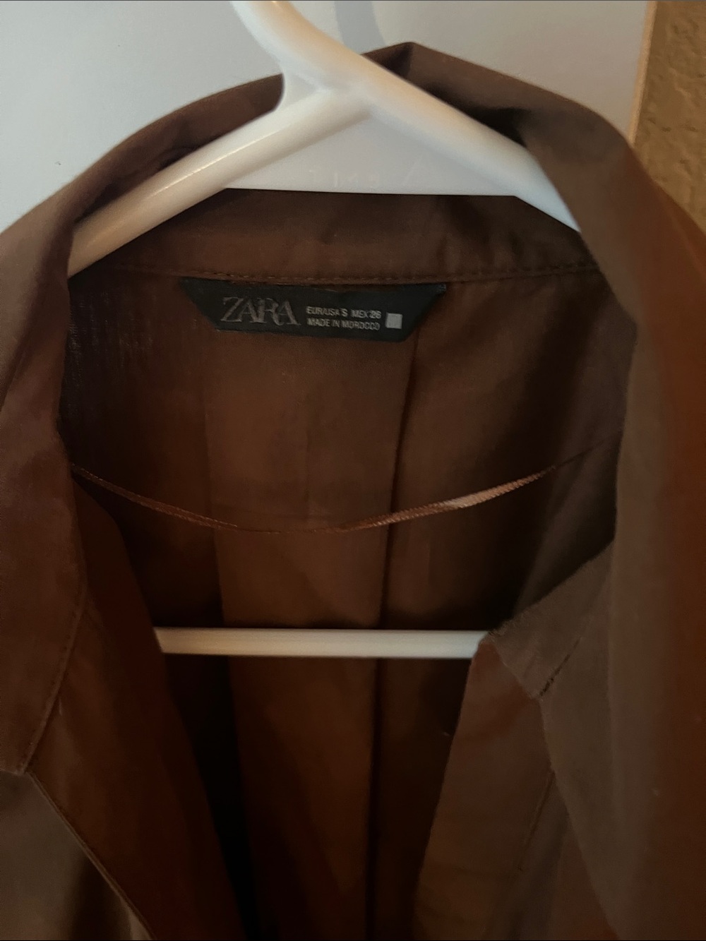 Zara Brown oversized Button-Up Shirt - Classic Collared Style. Never worn! - Picture 2 of 2
